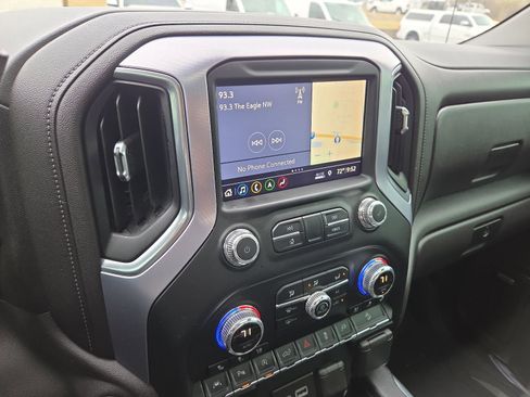 Used 2019 GMC Sierra 1500 SLT w/ SLT Premium Plus Package image 16