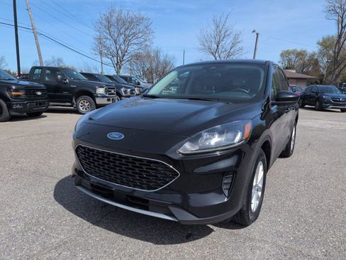 Certified 2020 Ford Escape SE AWD/4WD image 10