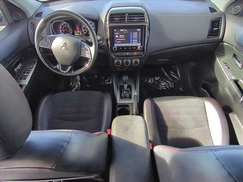 Used 2024 Mitsubishi Outlander Sport SE image 18