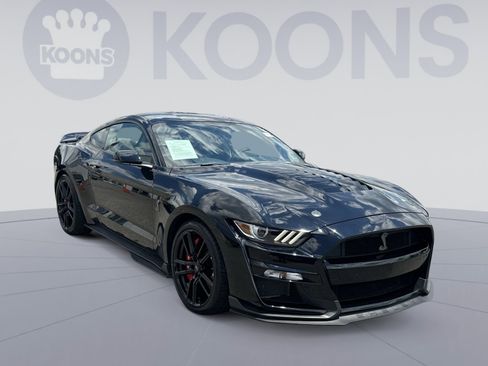 Used 2020 Ford Mustang Shelby GT500 w/ Technology Package RWD image 18