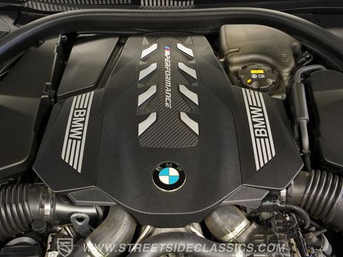 Used 2022 BMW M850i xDrive Convertible image 34