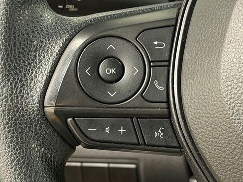 Used 2024 Toyota Corolla LE image 25