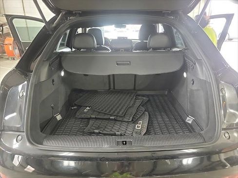 Used 2017 Audi Q3 2.0T Premium FWD image 26