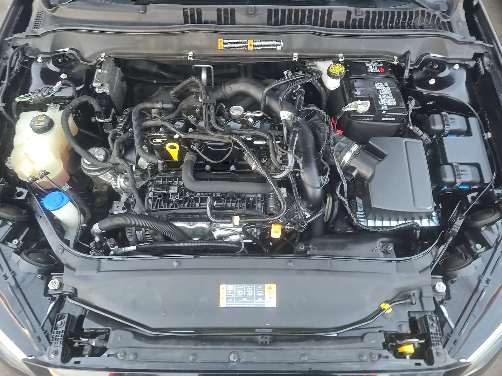 Used 2020 Ford Fusion SE FWD image 17