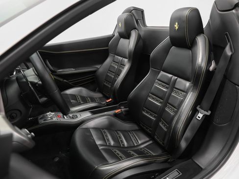 Certified 2015 Ferrari 458 Spider image 3