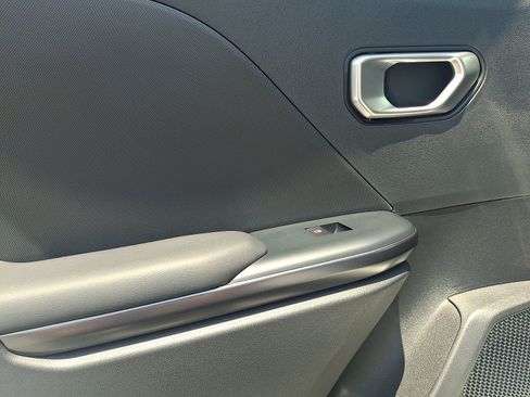 New 2026 Kia K4 FWD image 8