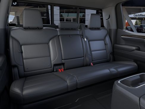 New 2026 GMC Sierra 1500 Elevation image 17