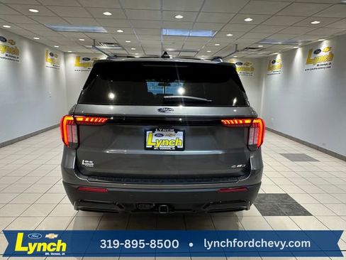 New 2026 Ford Explorer ST-Line image 23