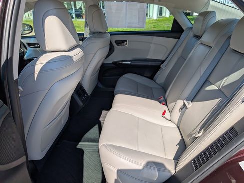 Used 2014 Toyota Avalon Limited FWD image 20