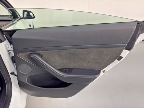 Used 2022 Tesla Model 3 Long Range image 44
