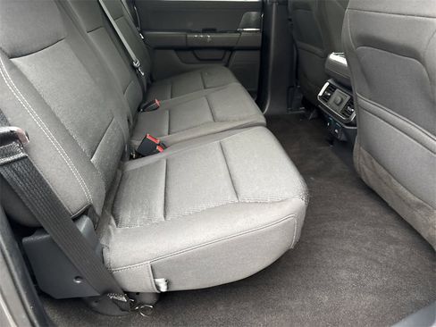 Used 2022 Ford F150 XLT w/ Equipment Group 302A High image 16