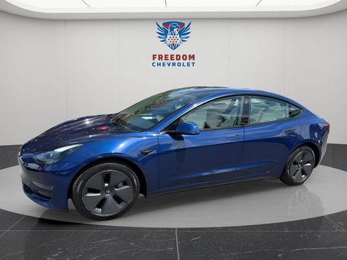 Used 2023 Tesla Model 3 Long Range AWD/4WD image 2