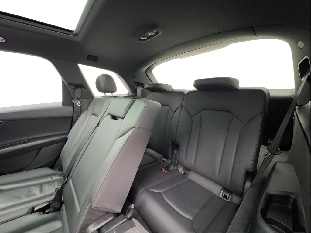 Used 2023 Audi Q7 2.0T Premium w/ Convenience Package AWD/4WD image 28