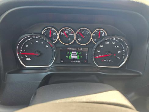 Used 2022 Chevrolet Silverado 1500 LT Trail Boss w/ Convenience Package II image 25