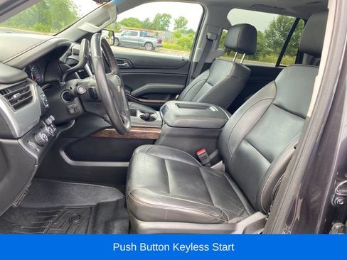 Used 2018 Chevrolet Tahoe LT w/ LT Signature Package AWD/4WD image 16