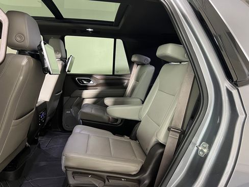 Used 2021 Chevrolet Tahoe Z71 w/ Z71 Signature Package image 13