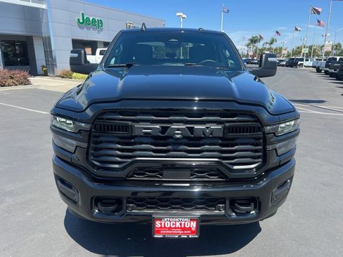 Used 2025 RAM 2500 Big Horn AWD/4WD image 8