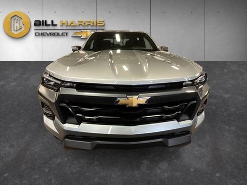 New 2026 Chevrolet Colorado LT w/ LT Convenience Package AWD/4WD image 8