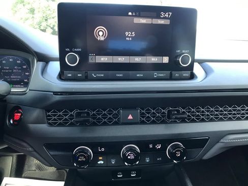 Certified 2023 Honda Accord LX image 8