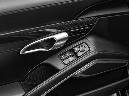 Used 2019 Porsche 911 Turbo S AWD/4WD image 93