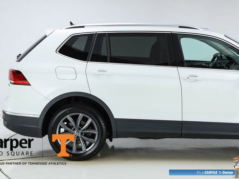 Used 2022 Volkswagen Tiguan SE w/ Panoramic Sunroof Package AWD/4WD image 50
