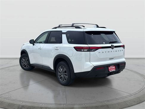 New 2025 Nissan Pathfinder SV image 5