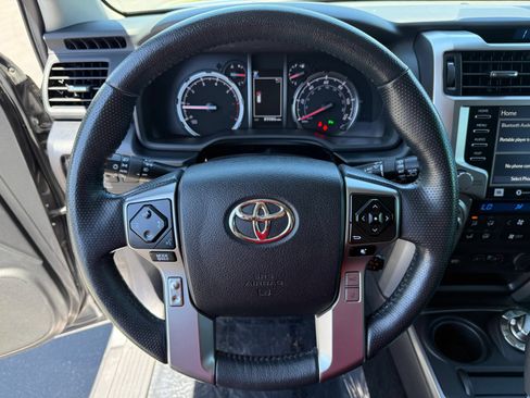 Used 2023 Toyota 4Runner Limited AWD/4WD image 13