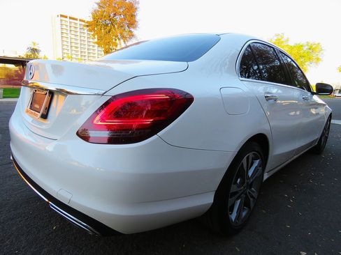 Used 2021 Mercedes-Benz C 300 Sedan image 8