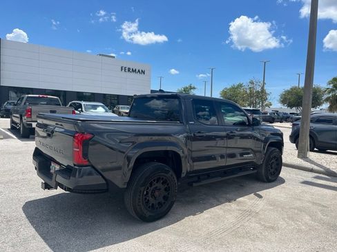 Used 2025 Toyota Tacoma SR5 RWD image 5