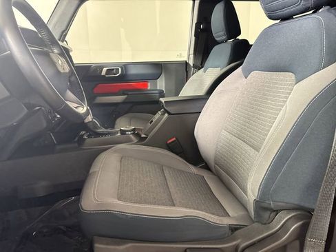 Used 2023 Ford Bronco Outer Banks image 5