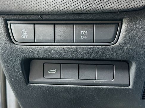 Used 2025 MAZDA CX-50 AWD 2.5 S w/ Premium Package image 17