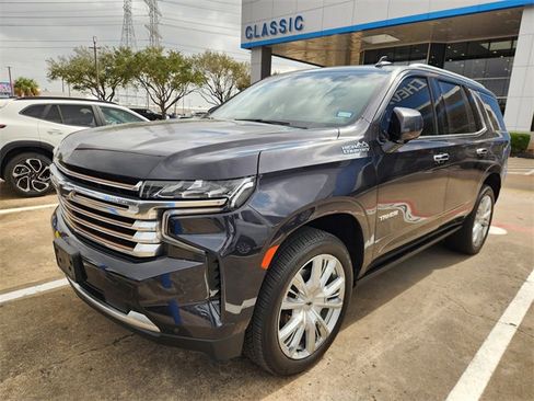 Used 2022 Chevrolet Tahoe High Country image 3