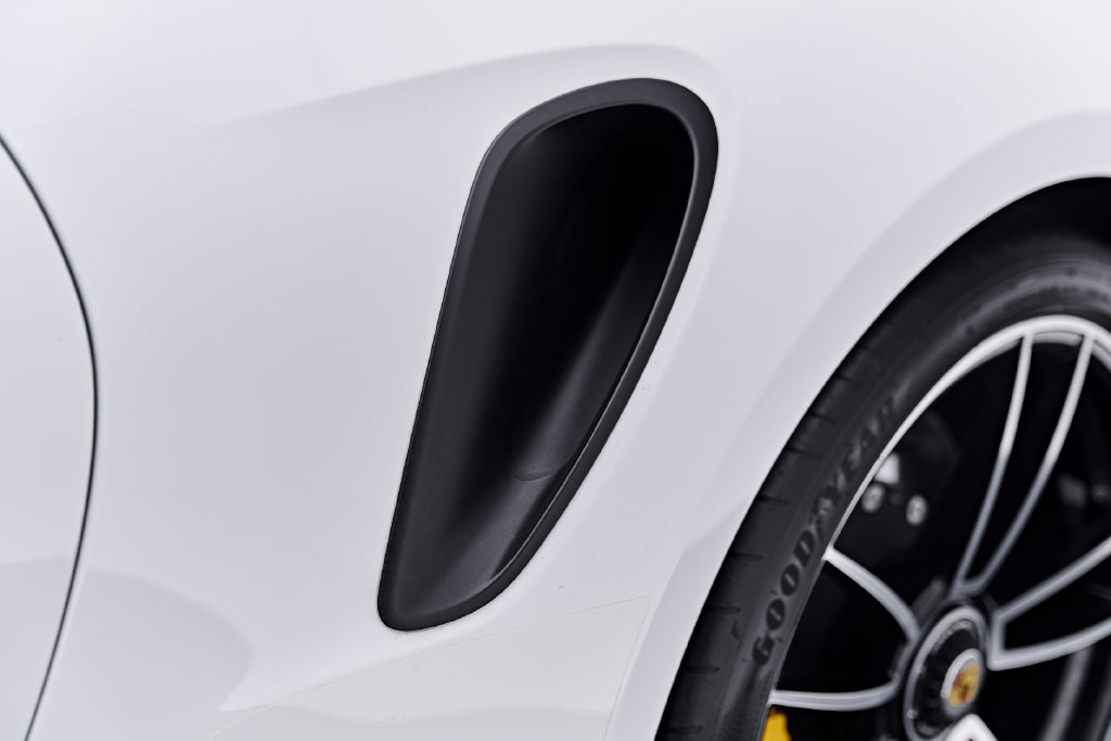 Used 2022 Porsche 911 Turbo S AWD/4WD image 20
