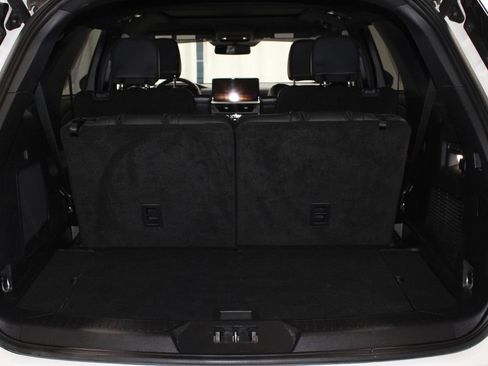 Used 2025 Ford Explorer ST AWD/4WD image 17