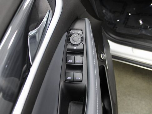 Used 2020 Buick Enclave Essence w/ Sound and Sites Package image 44