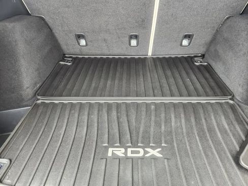 Used 2025 Acura RDX SH-AWD image 35