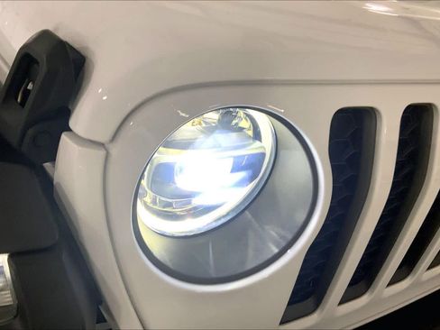 Used 2022 Jeep Wrangler Unlimited Rubicon 4xe w/ Cold Weather Group AWD/4WD image 26