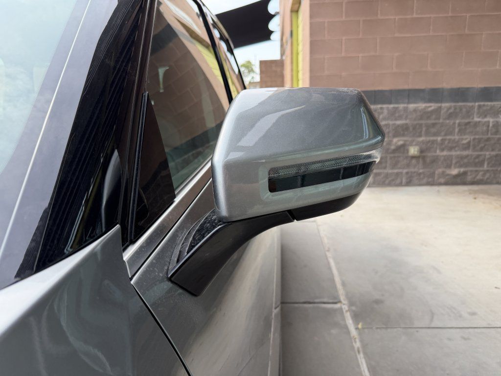 Used 2024 Kia EV9 Light RWD image 12