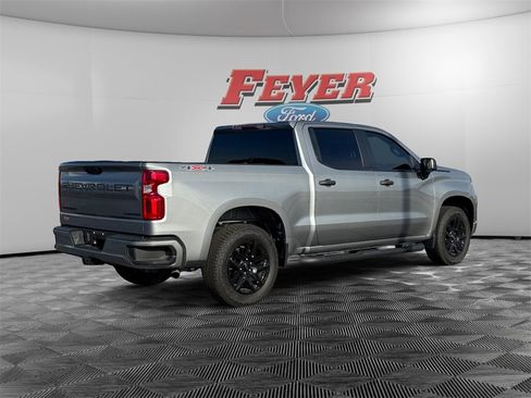 Used 2024 Chevrolet Silverado 1500 Custom w/ Turbomax Blackout Package image 5