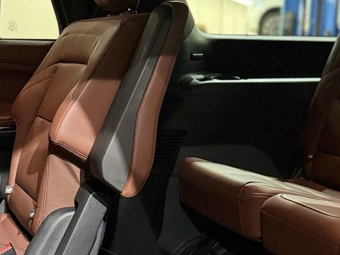 New 2026 Lincoln Navigator L Reserve AWD/4WD image 52