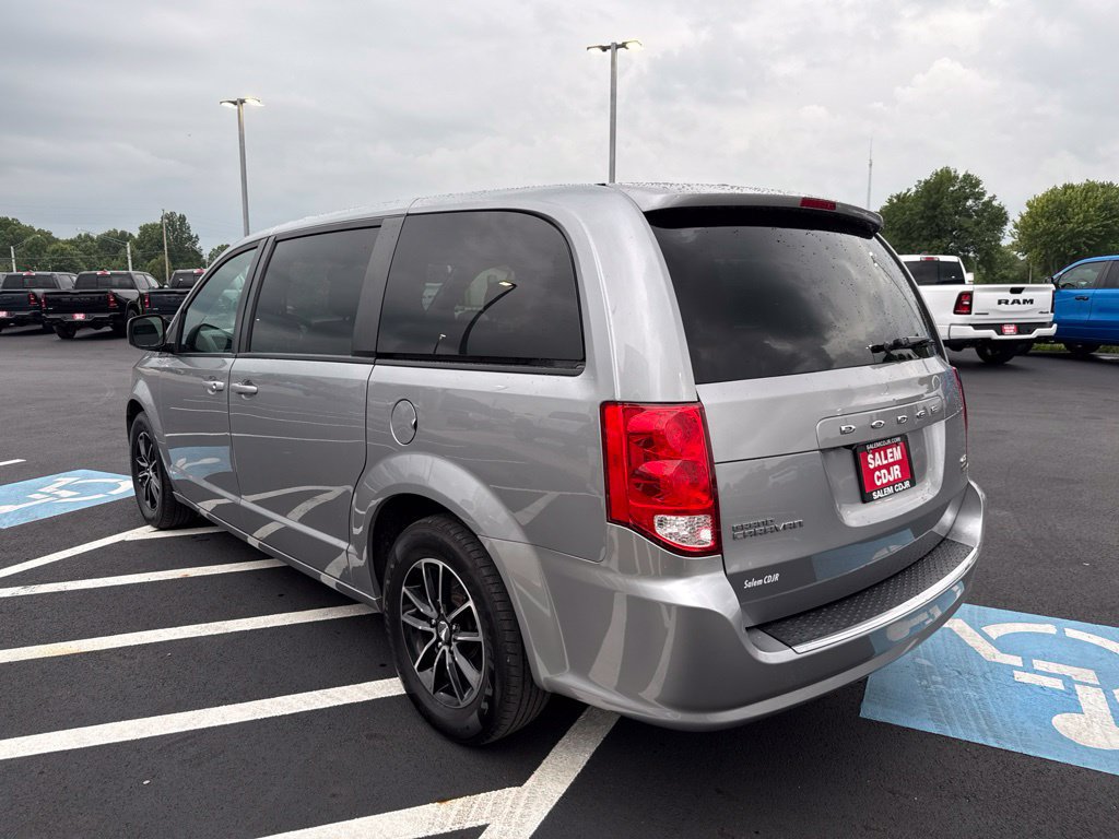Used 2019 Dodge Grand Caravan GT FWD image 6