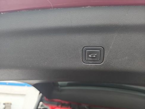 Used 2021 Chevrolet Tahoe RST AWD/4WD image 16