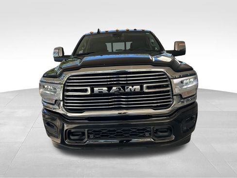 Used 2024 RAM 3500 Laramie image 12