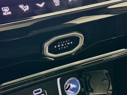 New 2026 Jeep Grand Cherokee L Limited AWD/4WD image 20