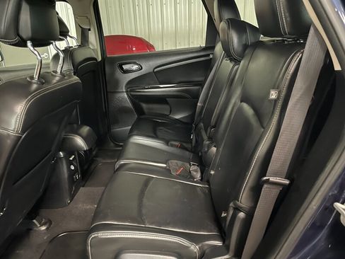 Used 2017 Dodge Journey Crossroad w/ Rear Seat Video Group AWD/4WD image 16