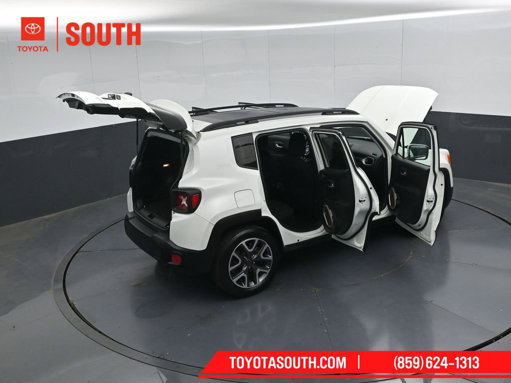 Used 2016 Jeep Renegade Latitude w/ Safety & Security Group FWD image 50