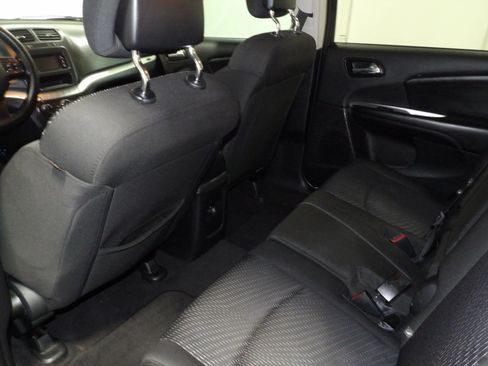 Used 2016 Dodge Journey SXT FWD image 8