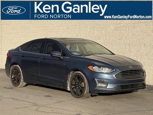 Certified 2019 Ford Fusion SE w/ Equipment Group 151A image 1