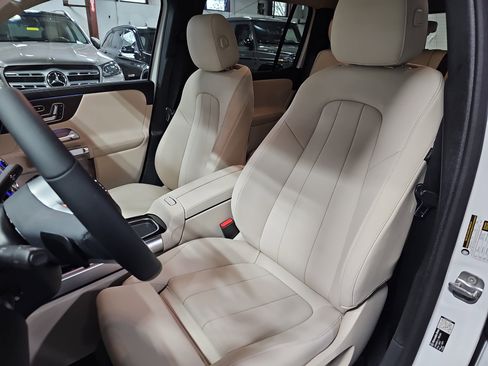 New 2026 Mercedes-Benz GLB 250 GLB 250 image 16