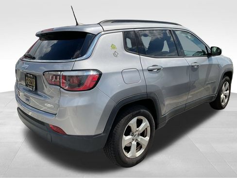 Used 2018 Jeep Compass Latitude w/ Popular Equipment Group AWD/4WD image 12